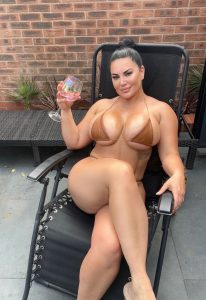 Read more about the article sophielawson_x Onlyfans Model from cum find me……